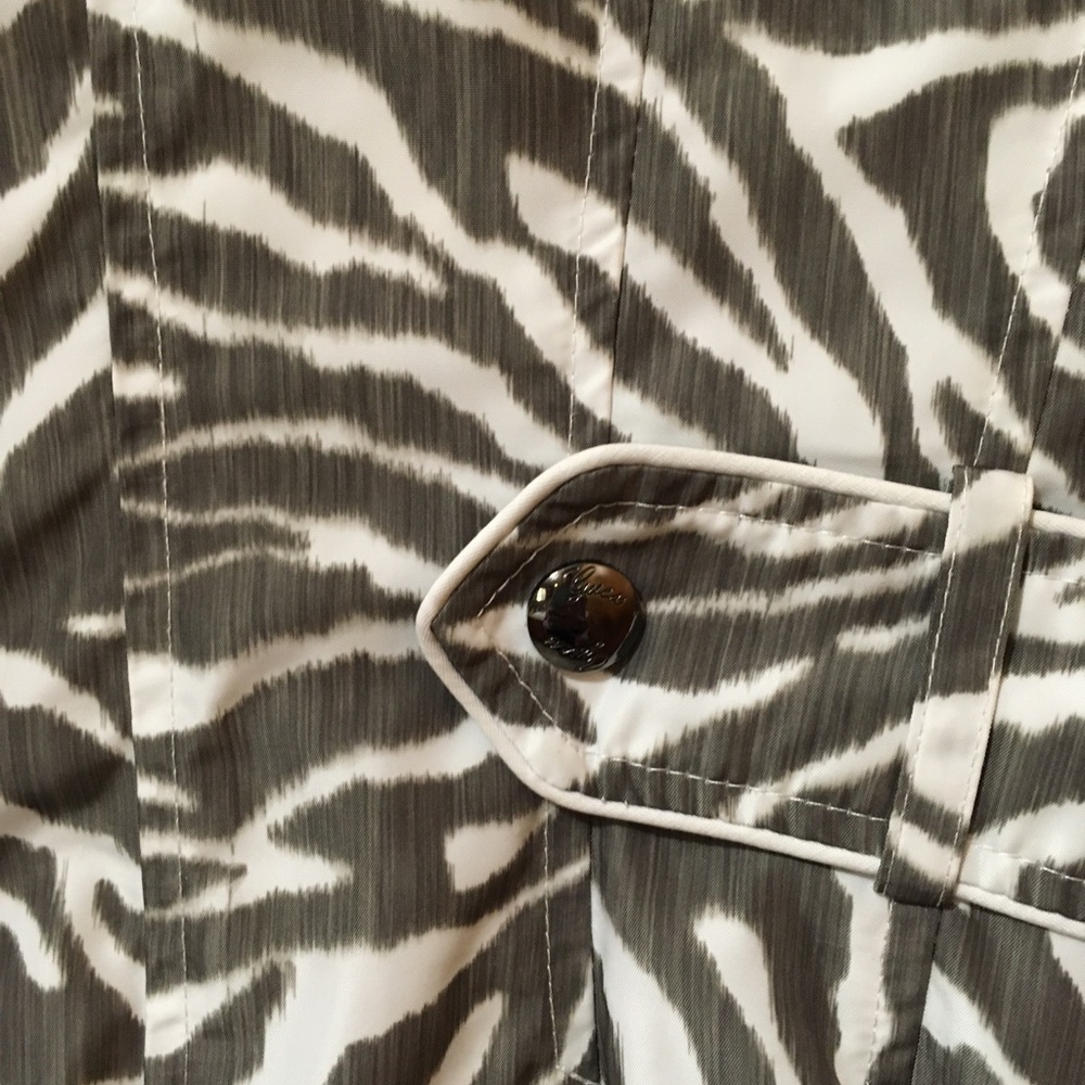 Guess Jacket! - Picture 4 of 7